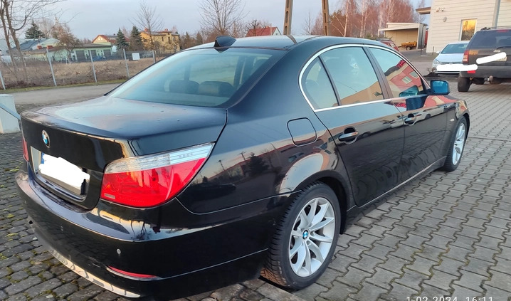 BMW Seria 5 cena 41200 przebieg: 267000, rok produkcji 2007 z Warszawa małe 137
